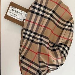 Burberry unisex bucket hat size M
