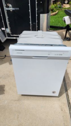 White Amana Dishwasher