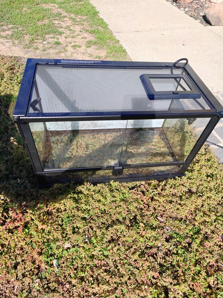 Terrarium Tank