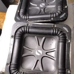 $200 kicker solobaric L7 8inch subs