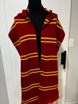 Gryffindor scarf