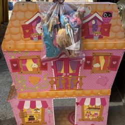 Doll House 