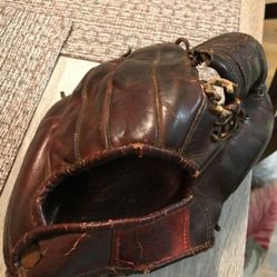 1940s 50s Rawlings baseball glove