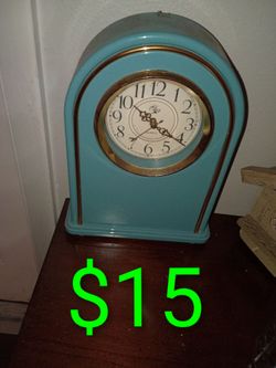 Elgin Quartz Mantel Clock Moving SALE MUST GO