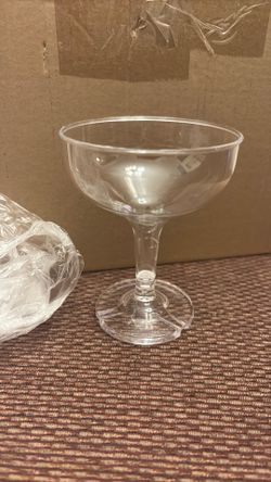Set Of 30 Disposable Champagne Plastic Cups