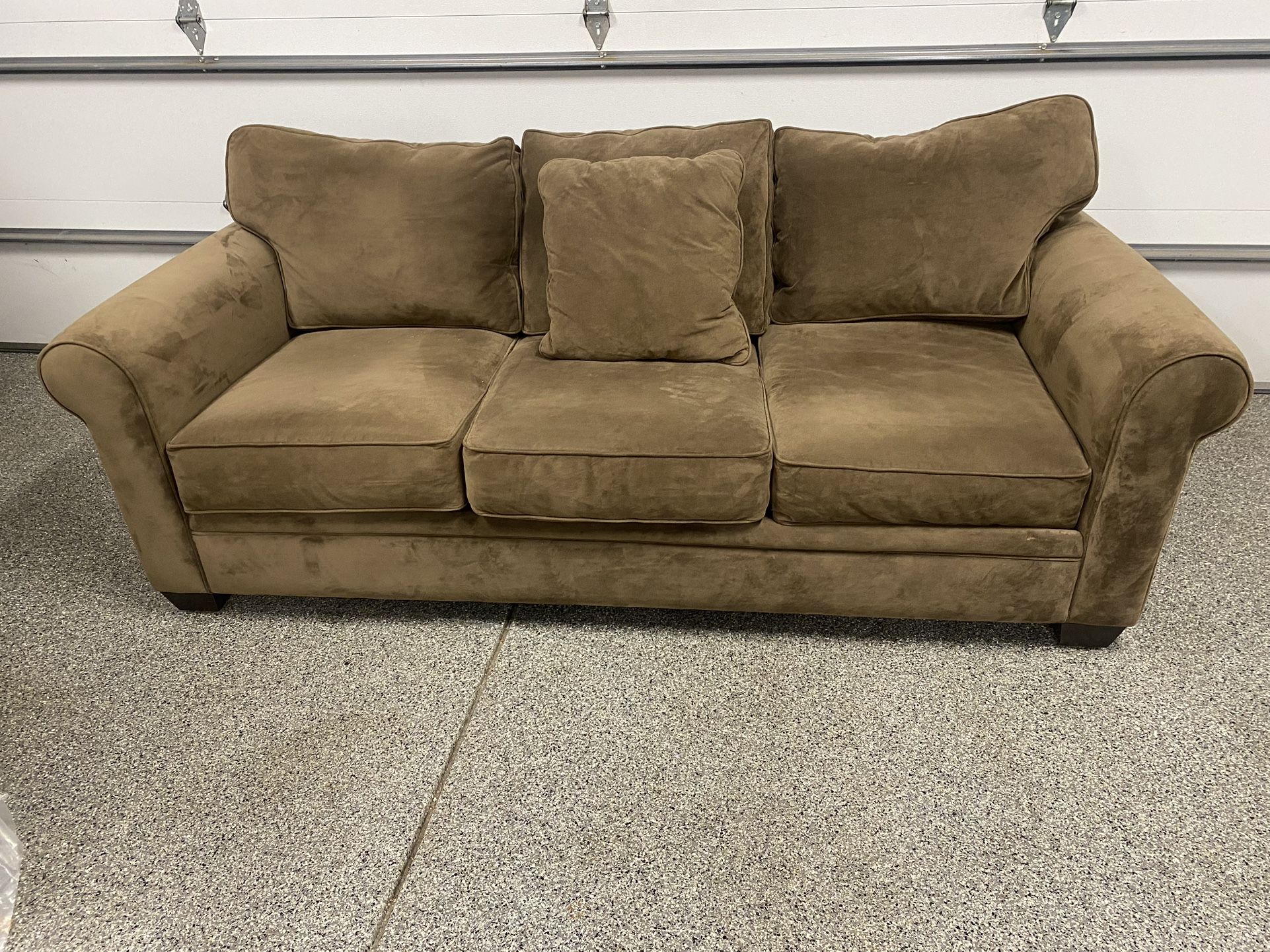 Brown Sofa Or Couch 