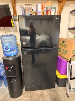 LG Black Top Freezer Refrigerator
