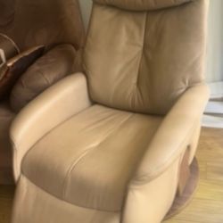 Genuine leather reclining chair