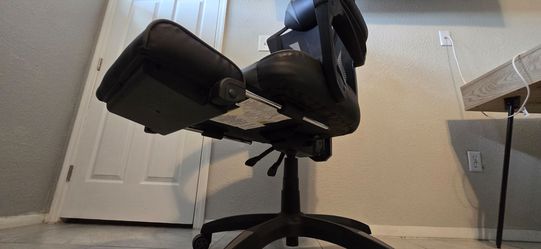 Vendo silla Gamer Respawn 110 con reposapies.
