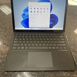 Microsoft Surface Laptop 5