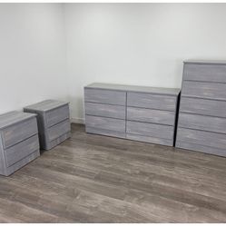 Dresser, Chest And 2 Nightstands // Cómoda, Gavetero Y 2 Mesitas De Noche 