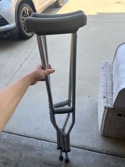 Free crutches