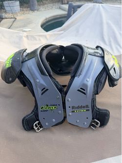 Riddell Power Amp Youth Shoulder Pads