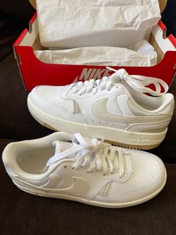 Nike Gamma Force white sneakers New Size 8