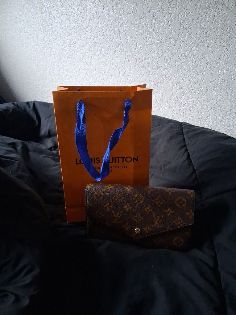 Louis Vuitton Wallet
