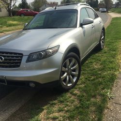 2005 Infiniti Fx35