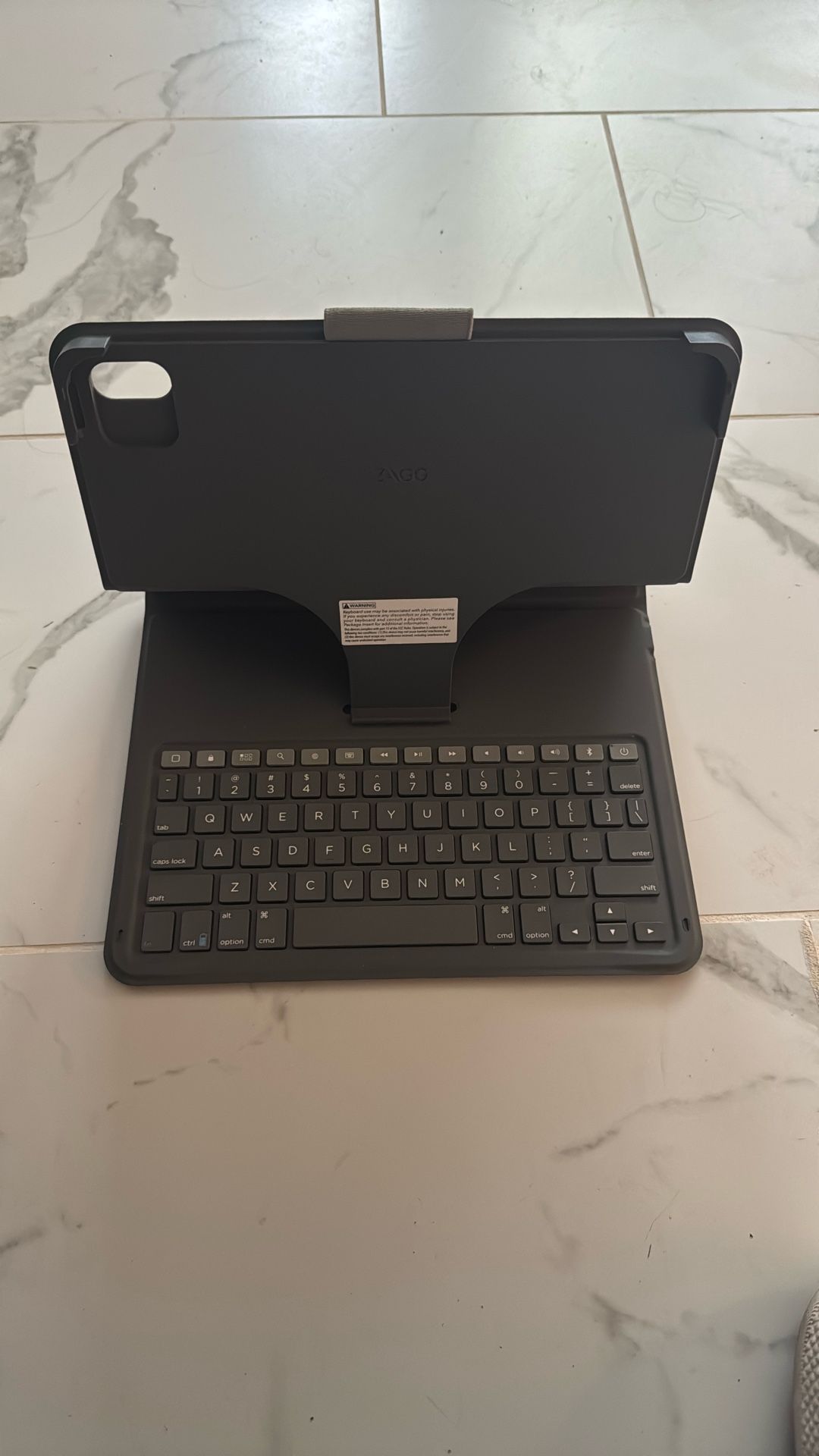 ipad 10 -  keyboard case 