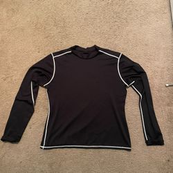 Black long sleeve drifit top with white stripes #athleisure #activewear