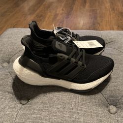 Adidas UltraBoost 21 