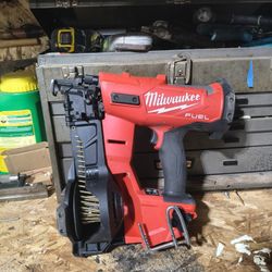 Milwaukee Battery Roofing Nailer