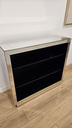 Mirrored 3-Shelf Bookcase
