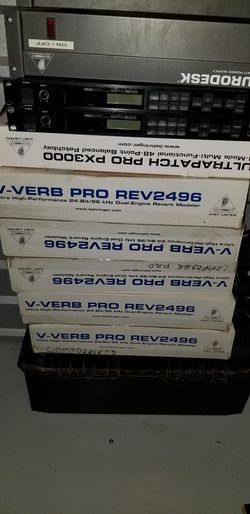 Studio estate sale ROLAND YAMAHA BEHRINGER