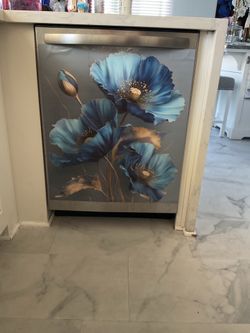Free Dishwasher w/Blue Floral  Magnetic Cover