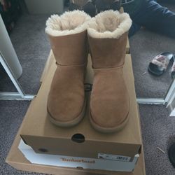 Boots Uggs