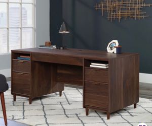 Luxury Executive Desk