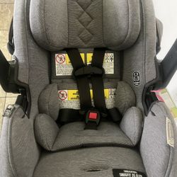Graco Premier SnugRide Baby Car Seat 