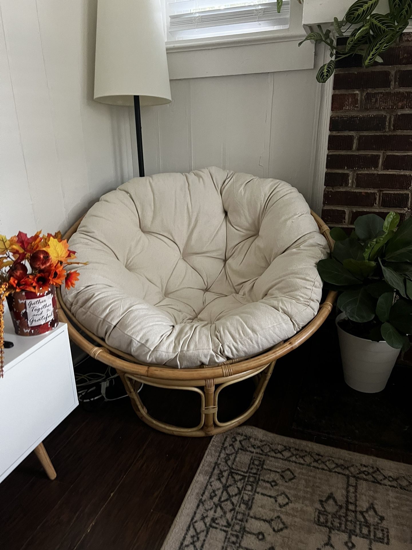 Round World Market Chair
