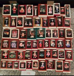 Large 800+ Collection of Ornaments (Hallmark, Enesco)