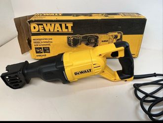 DeWalt DWE305 Reciprocating Saw