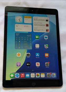 Nice APPLE iPad 7 10.2 inch 128GB WIFI TABLET