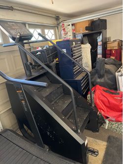 Signature fitness stairmaster