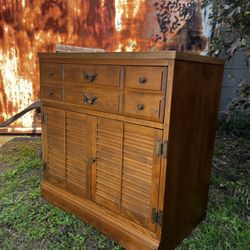 Vintage Cabinet 