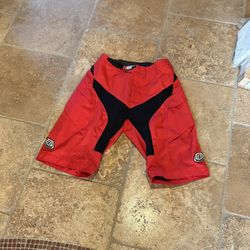 Troy Lee Designs Men Red & Black Mountain Biking Moto Shorts Size 34
