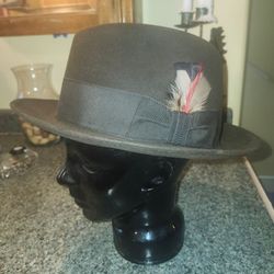 Brown Royal Stetson Fur Felt Fedora, 7 1/2 / 60