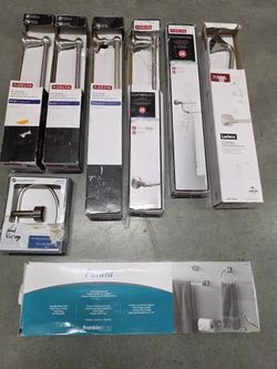 Mixed Lot of (8) DELTA bathroom Towel Bar, Rack, Holders.