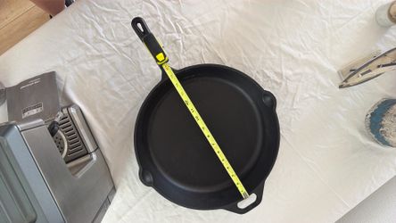 15” cast iron skillet $25