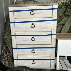 Full bedroom furniture set