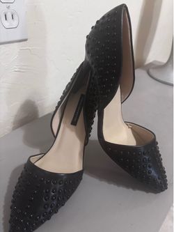 Women’s size 10 heels