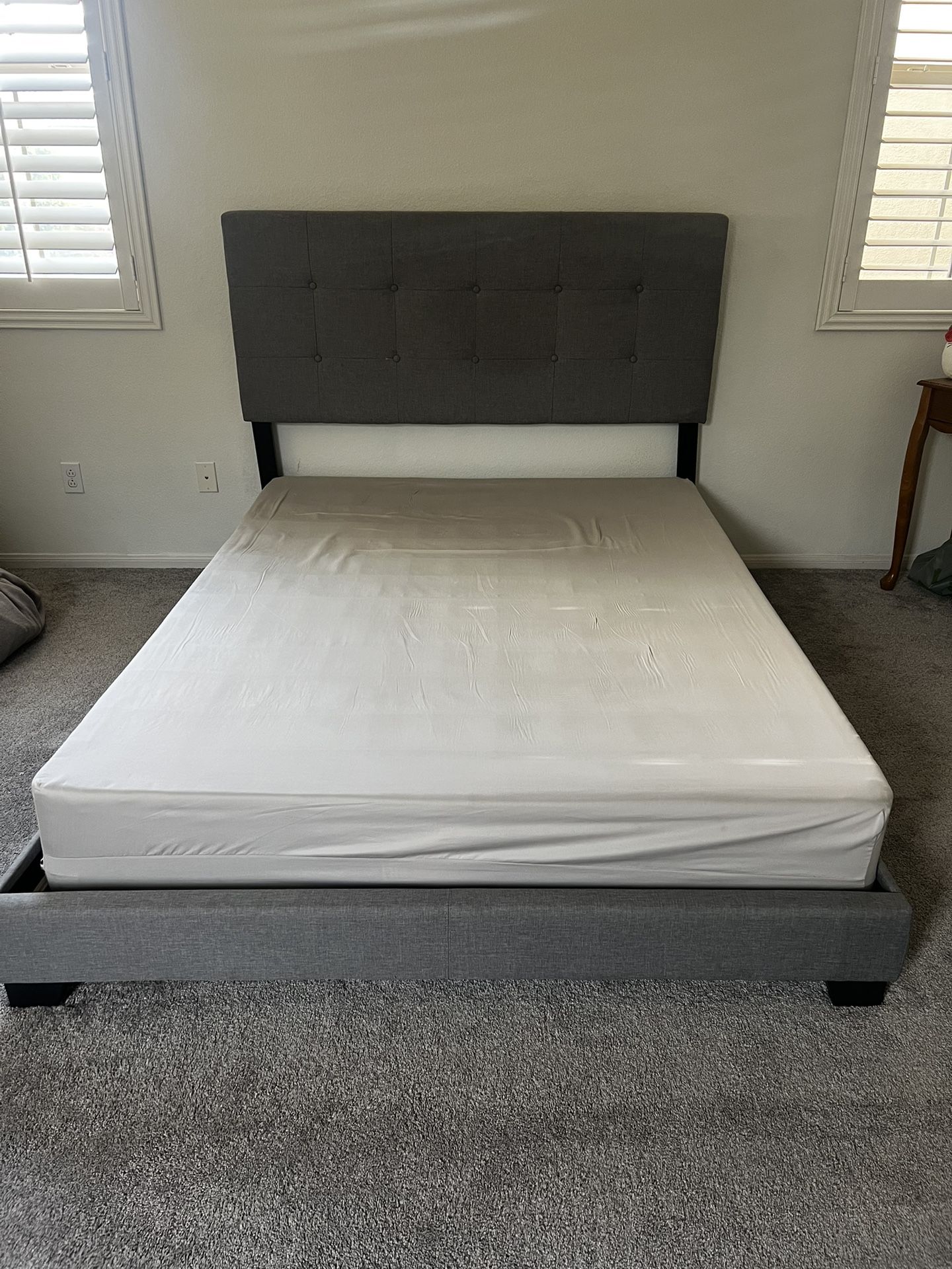 Queen bed