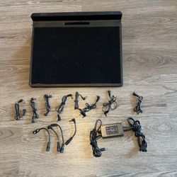 $100 OBO - Gator GPT Pedal Board w/ Power Supply + Bag