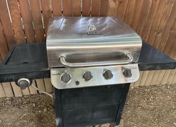 Char- Broil Performance Serie gas grill 4-burner