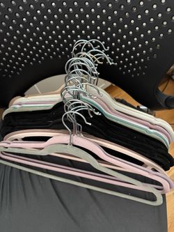 25 velvet hangers