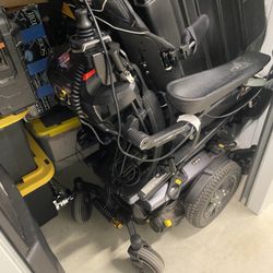 Powered Chair Edge 3 Quadriplegic Set Up  