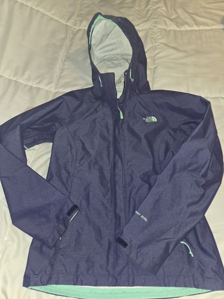 The North Face Women's Size Small Waterproof Shell, Great Condition.