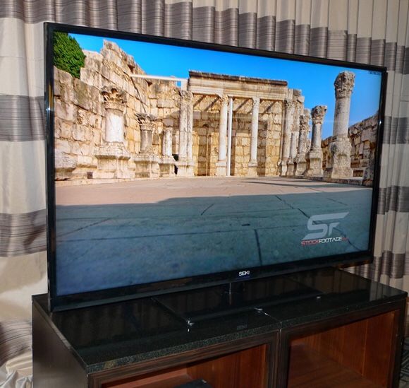 Sieki 70 inch flat screen smart tv