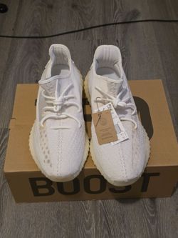 Adidas Yeezy Boost 350 Bone color new with tags
